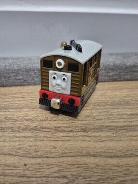 2009 Thomas & Friends Toby Talking & Light Up Die Cast Take N Play